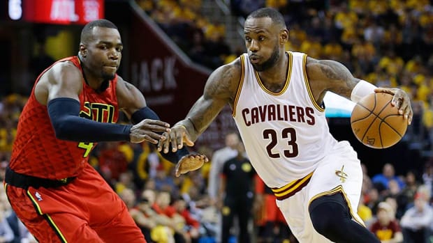 lebron-vs.-hawks-game-1.jpg